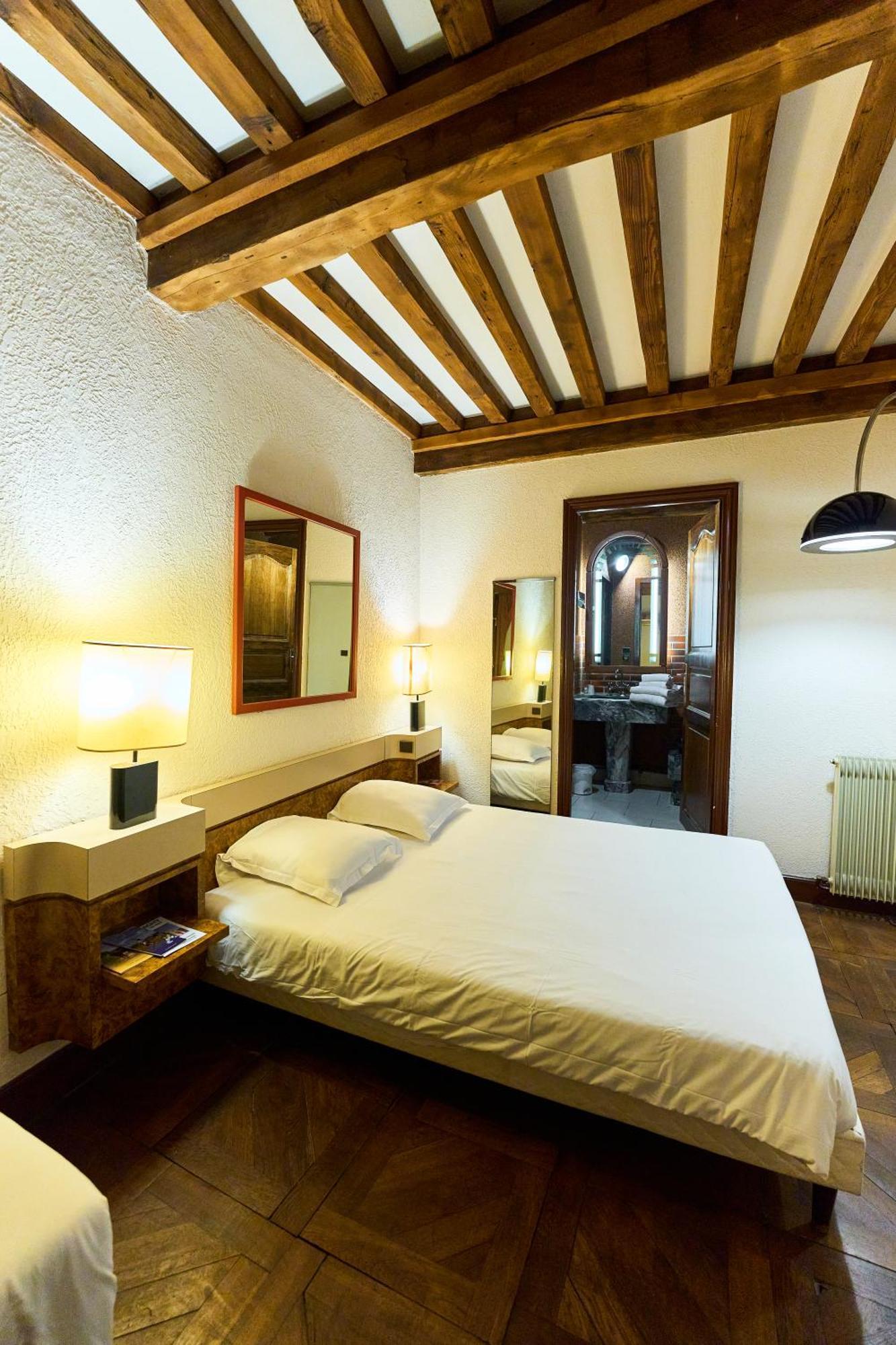 Aux Prisons De Montagny Bed & Breakfast Montagny  Bagian luar foto
