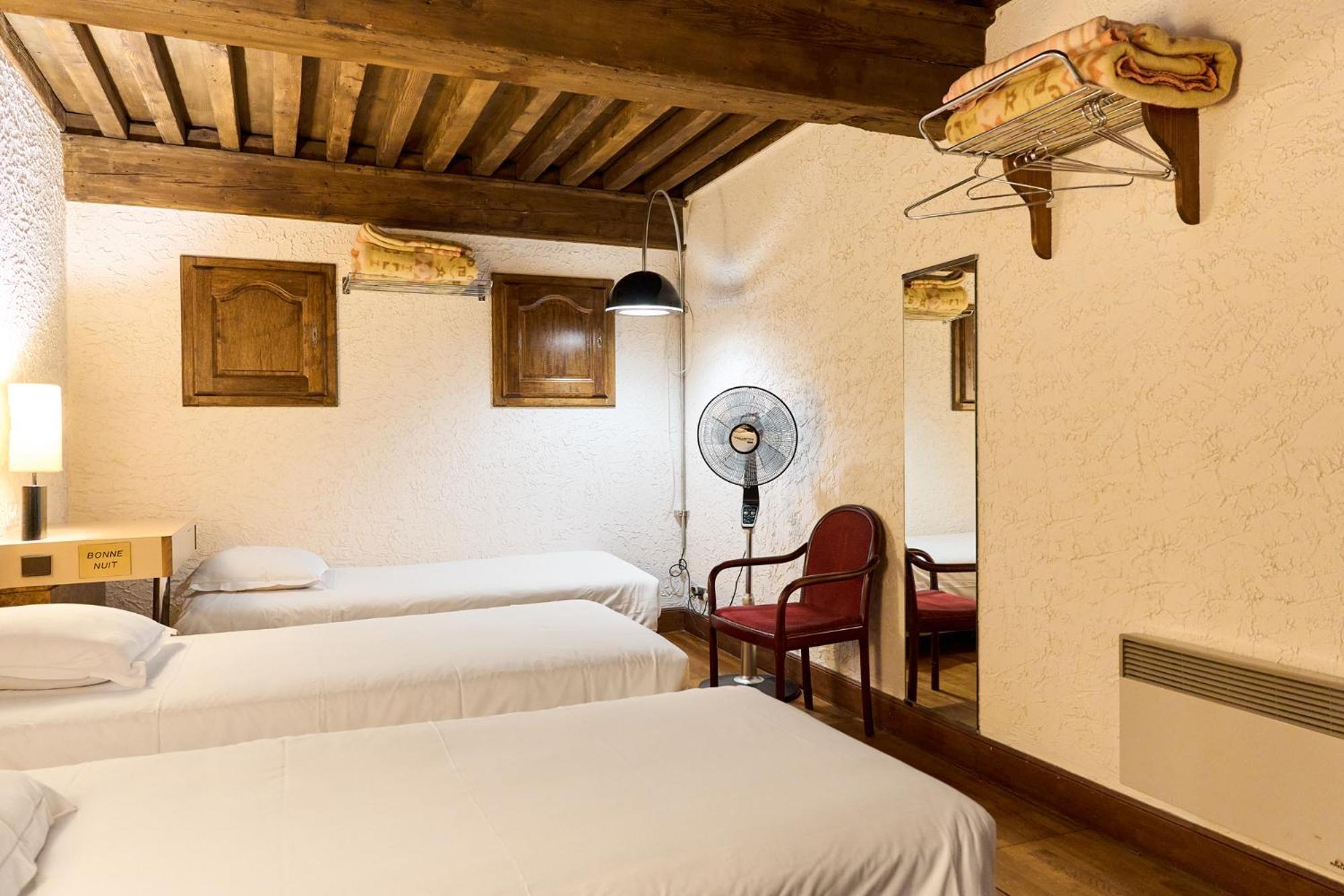 Aux Prisons De Montagny Bed & Breakfast Montagny  Bagian luar foto