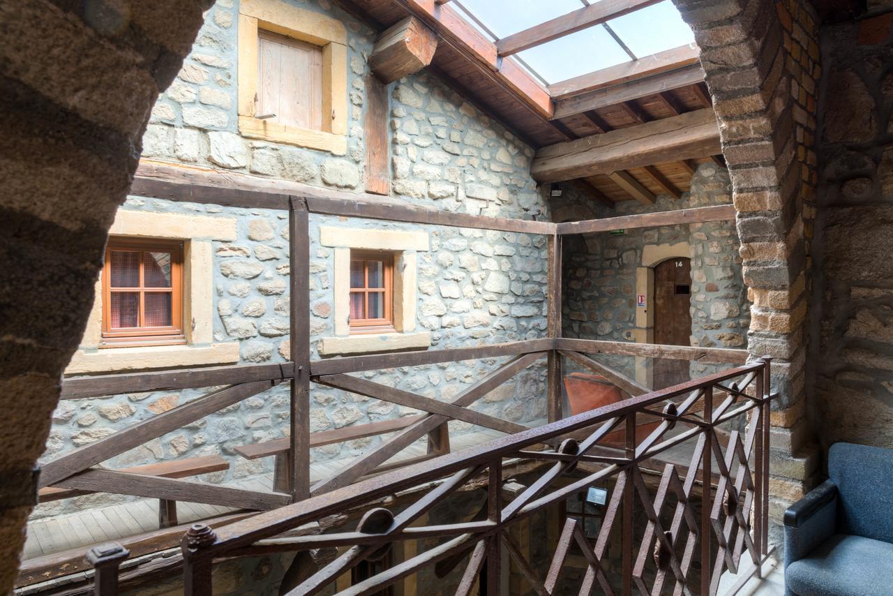Aux Prisons De Montagny Bed & Breakfast Montagny  Bagian luar foto