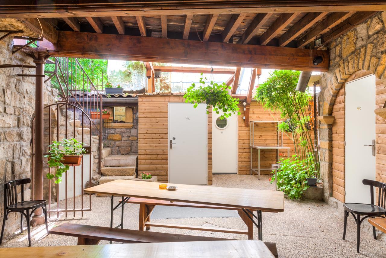 Aux Prisons De Montagny Bed & Breakfast Montagny  Bagian luar foto