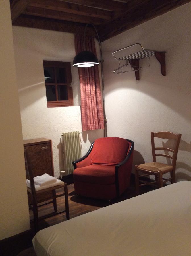 Aux Prisons De Montagny Bed & Breakfast Montagny  Bagian luar foto